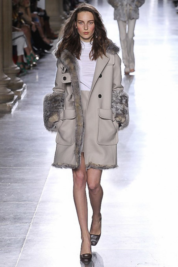 عرض Topshop Unique جرعة من الطاقة الإيجابية!