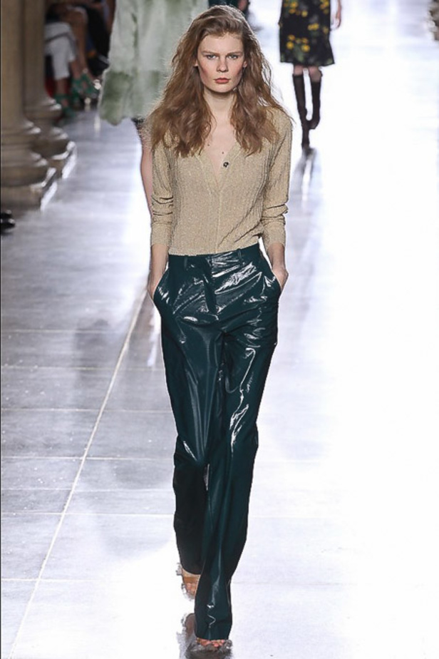 عرض Topshop Unique جرعة من الطاقة الإيجابية!