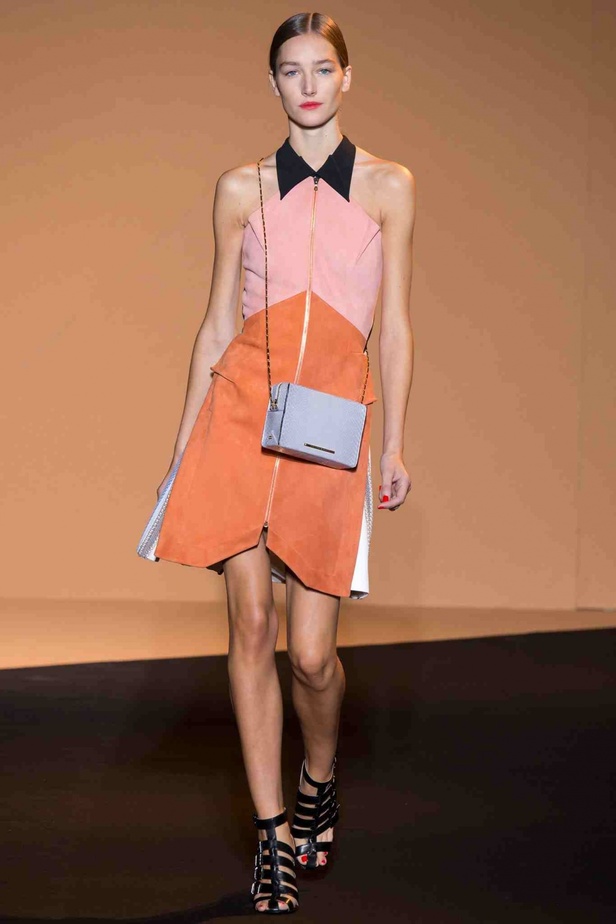 أزهار الرغبة تتفتح مع ربيع ROLAND MOURET 