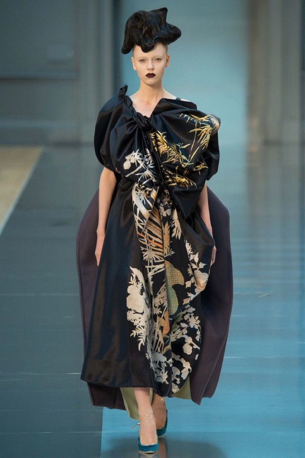 Maison Margiela: إبتكار وغرابة غاليانو 