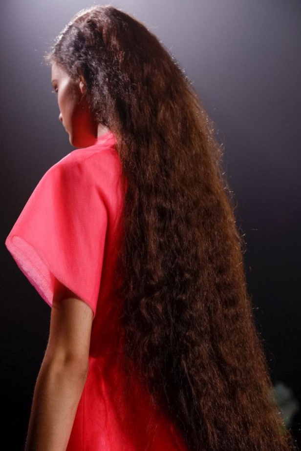 مجموعة طليعية من Viktor & Rolf لربيع وصيف 2019