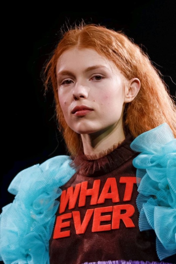 مجموعة طليعية من Viktor & Rolf لربيع وصيف 2019