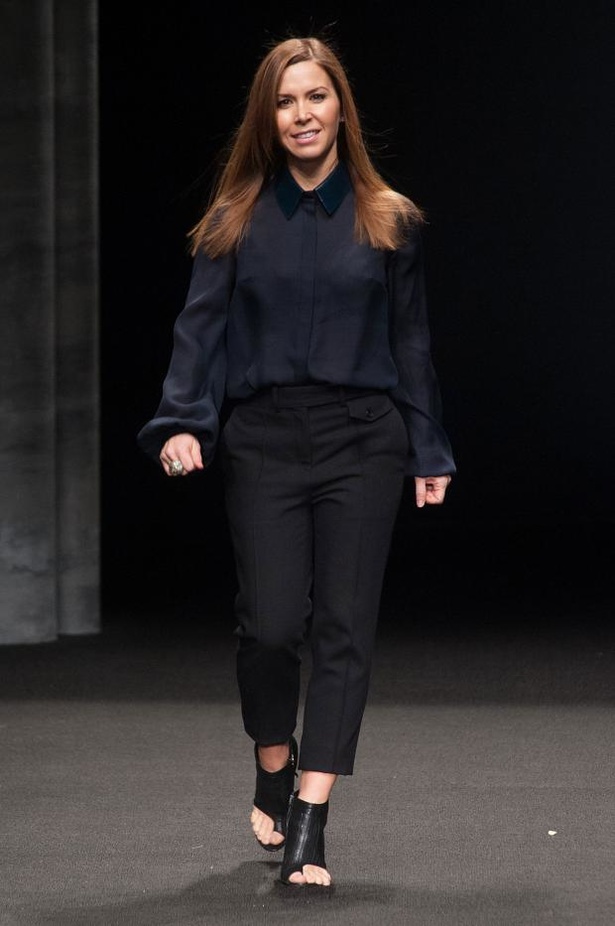 Monique Lhuillier: أزياء ملكية للإطلالات الفاخرة