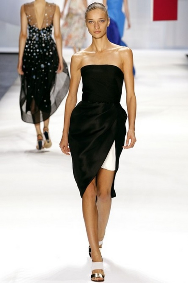 حدائق غناء من الفساتين في مجموعة Monique Lhullier