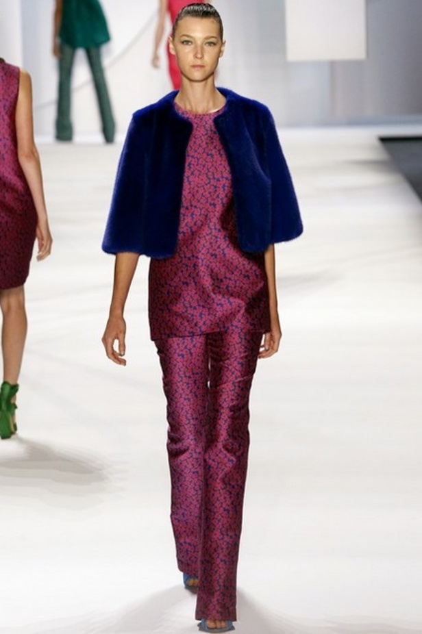 حدائق غناء من الفساتين في مجموعة Monique Lhullier