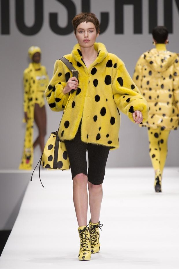مجموعة Moschino خريف وشتاء 2014 – 15