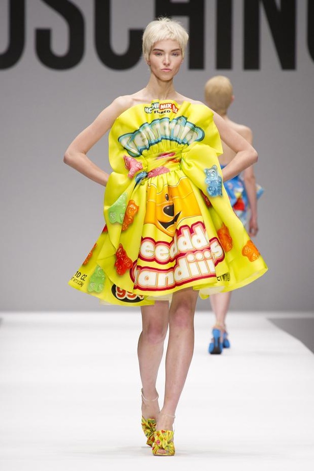 مجموعة Moschino خريف وشتاء 2014 – 15