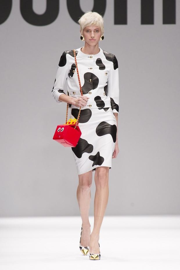 مجموعة Moschino خريف وشتاء 2014 – 15