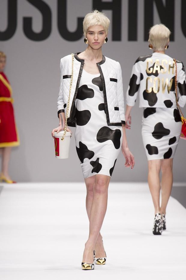 مجموعة Moschino خريف وشتاء 2014 – 15