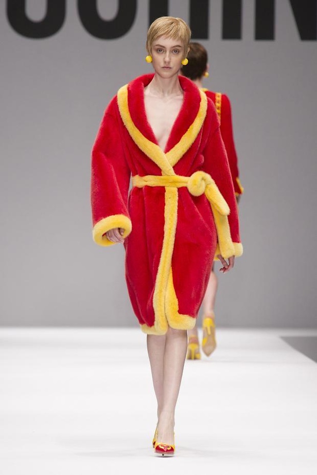 مجموعة Moschino خريف وشتاء 2014 – 15