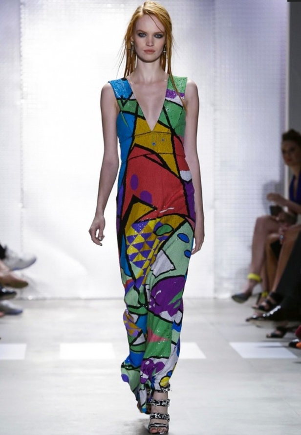 عالم من الألوان في مجموعةNicole Miller