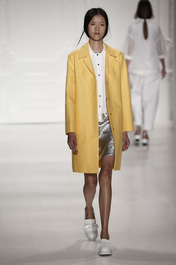 إطلالة شبابية من Noon By Noor