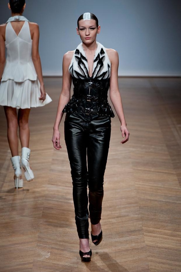 ON AURA TOUT VU... ربيع منثور على غيمة ثلجية