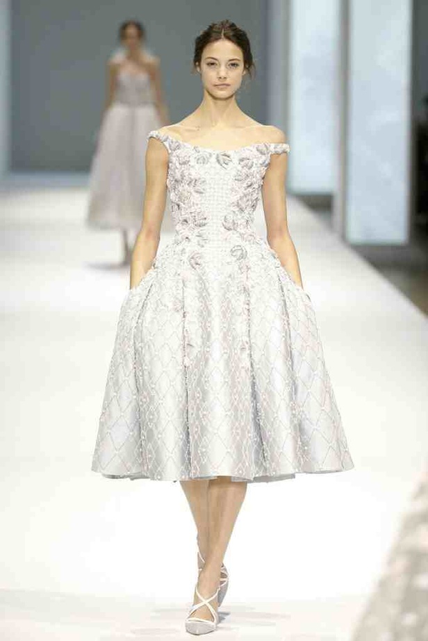 أناقة الخمسينيات تعود مع Ralph & Russo