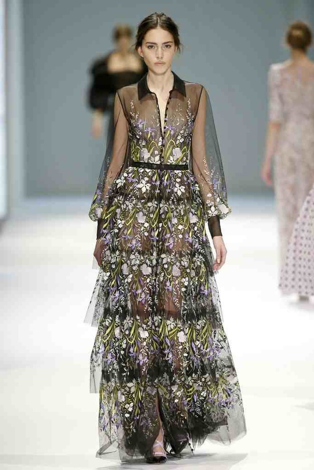 أناقة الخمسينيات تعود مع Ralph & Russo