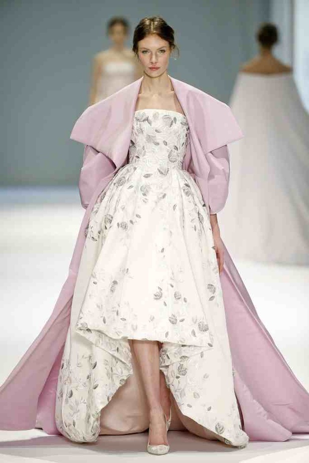 أناقة الخمسينيات تعود مع Ralph & Russo