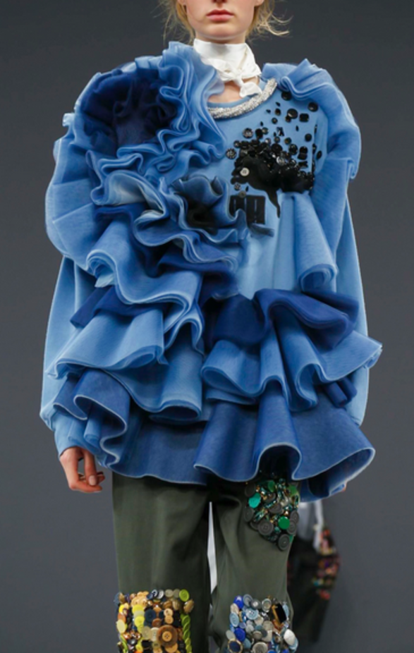 مجموعة Viktor & Rolf للأزياء الراقية لخريف ٢٠١٦