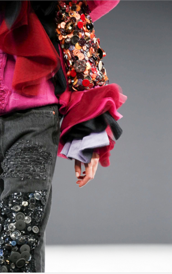 مجموعة Viktor & Rolf للأزياء الراقية لخريف ٢٠١٦