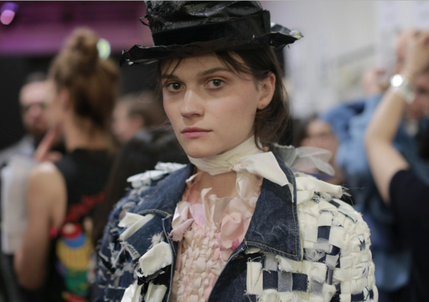 مجموعة Viktor & Rolf للأزياء الراقية لخريف ٢٠١٦