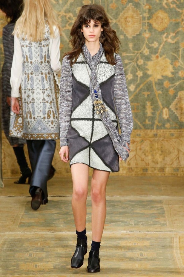 تصاميم أنيقة بروح شرقيّة مع "Tory Burch"