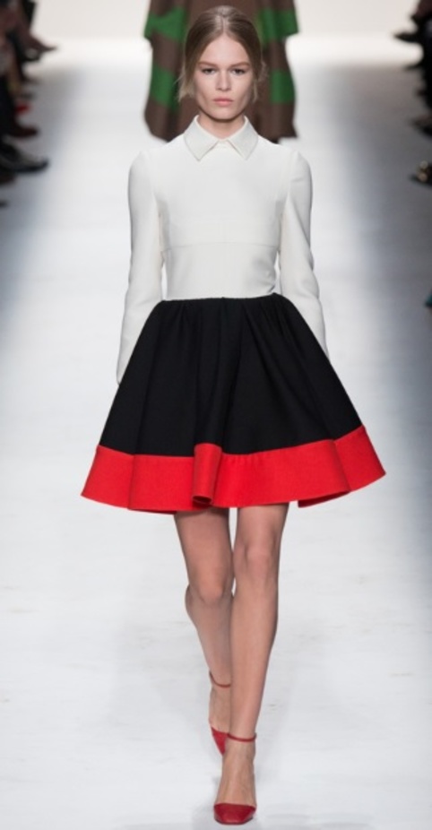 Valentino... أليس في بلاد الفخامة 