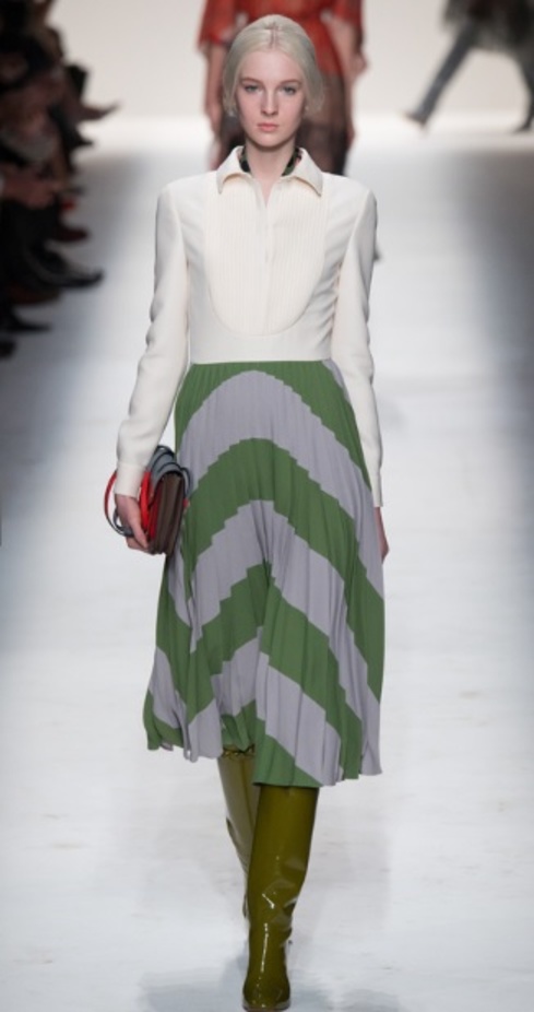 Valentino... أليس في بلاد الفخامة 