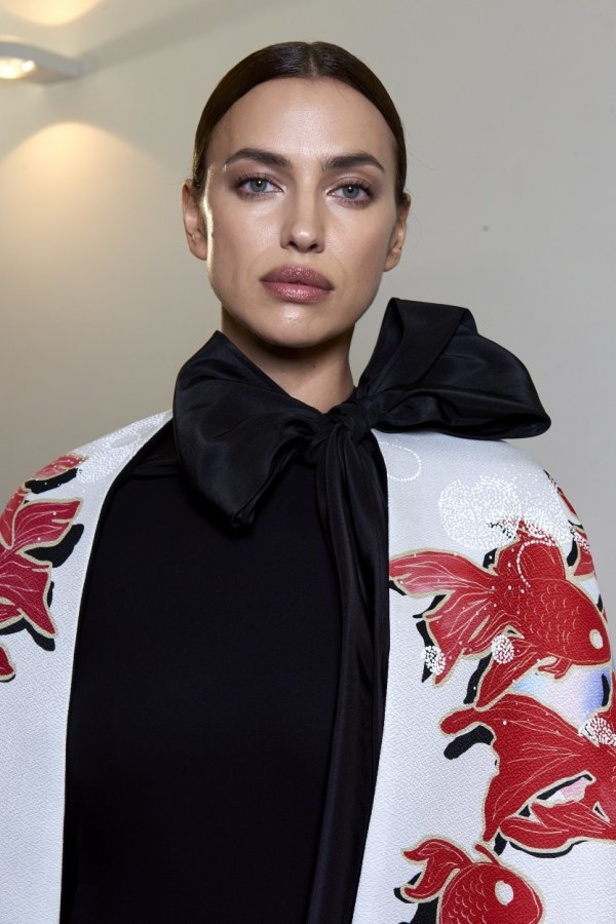 عرض مجموعة  دار Maison Valentino للأزياء الراقية ربيع وصيف 2020