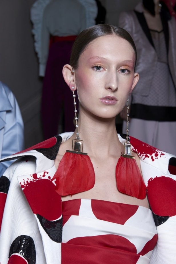 عرض مجموعة  دار Maison Valentino للأزياء الراقية ربيع وصيف 2020