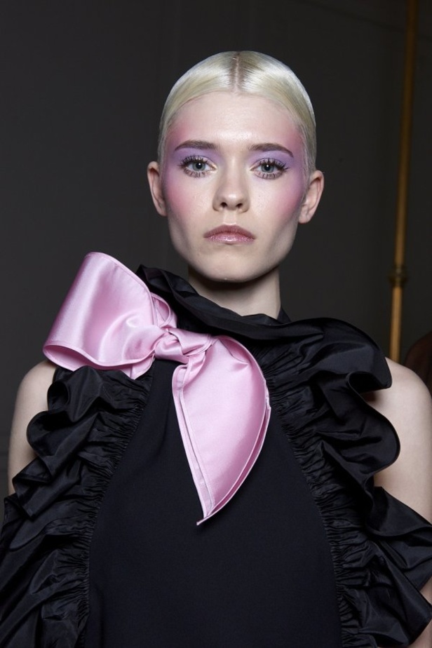 عرض مجموعة  دار Maison Valentino للأزياء الراقية ربيع وصيف 2020