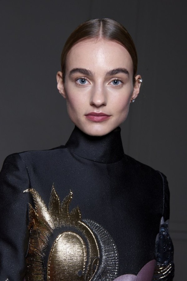 عرض مجموعة  دار Maison Valentino للأزياء الراقية ربيع وصيف 2020