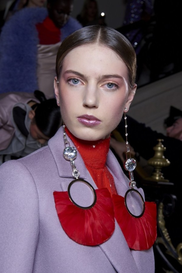 عرض مجموعة  دار Maison Valentino للأزياء الراقية ربيع وصيف 2020