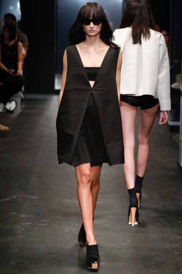 Vera Wang سيّدة صارمة إنما بأحلام مشاغبة! 