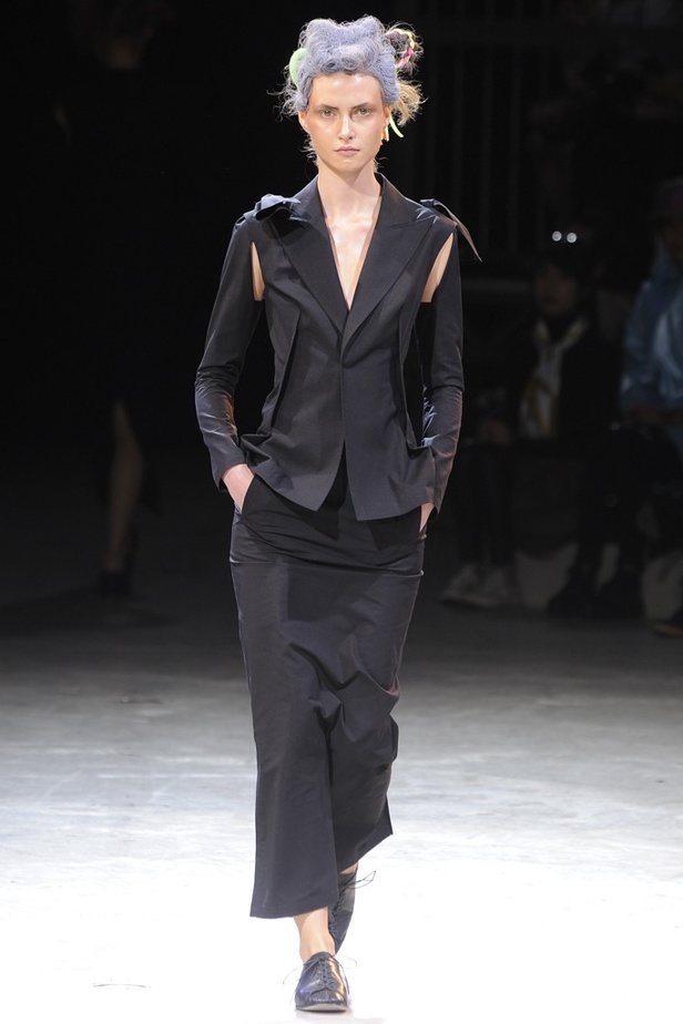 مجموعة Yohji Yamamoto ثبات الاسود ودوامة الألوان 