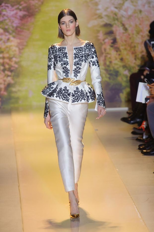 Zuhair Murad... موجات من ذهب وورود وأنوثة