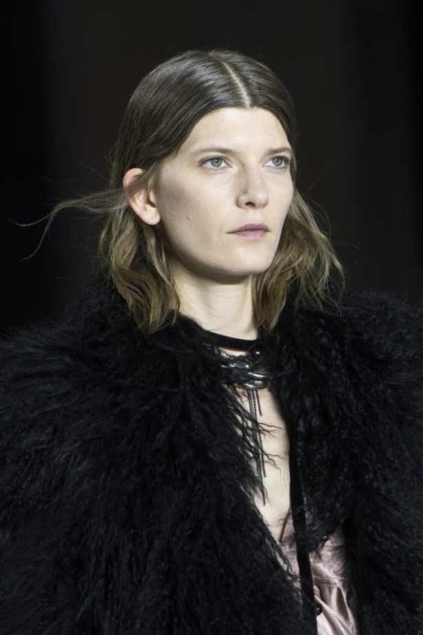 مجموعة Ann Demeulemeester لخريف 2019