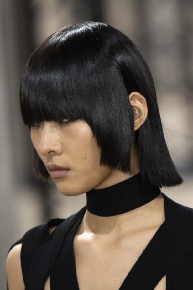 اسبوع الموضة في باريس 2019 مجموعة Ann Demeulemeester لربيع وصيف 2020 