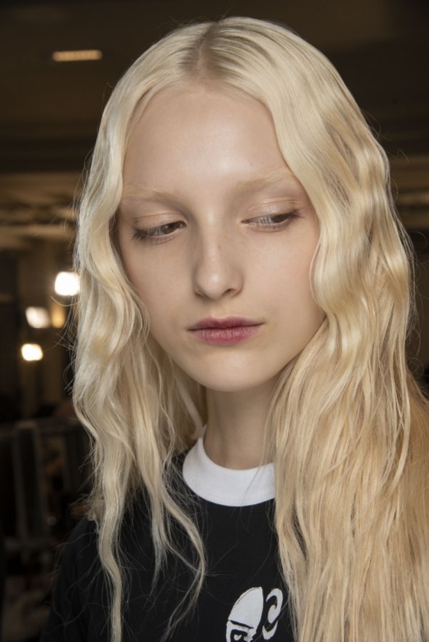 مجموعة Ann Demeulemeester لخريف 2019