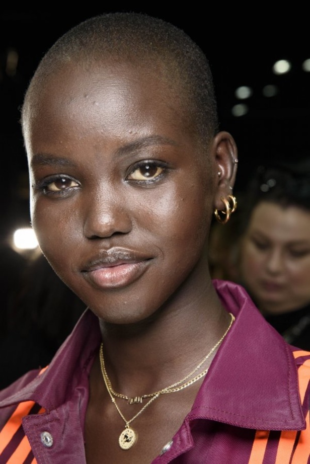 مجموعة Alberta Ferretti الفاخرة خلال اسبوع الموضة في ميلانو لخريف وشتاء 2020-2021