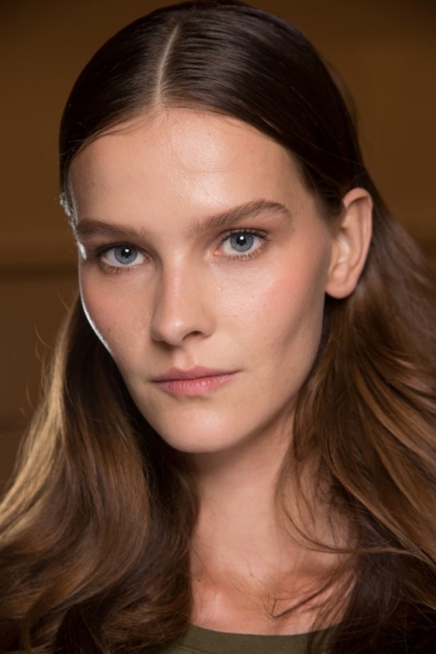 ازياء من عرض أليكسيس مابيل باسبوع الموضة في باريس