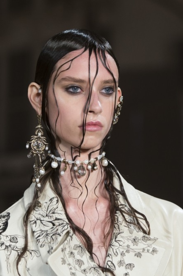 مجموعة ألكسندر ماكوين لربيع و صيف 2018