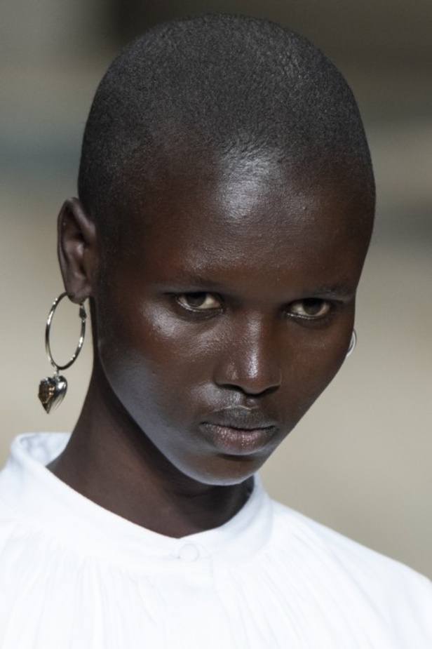 مجموعة ألكسندر ماكوين لخريف وشتاء 2020-2021