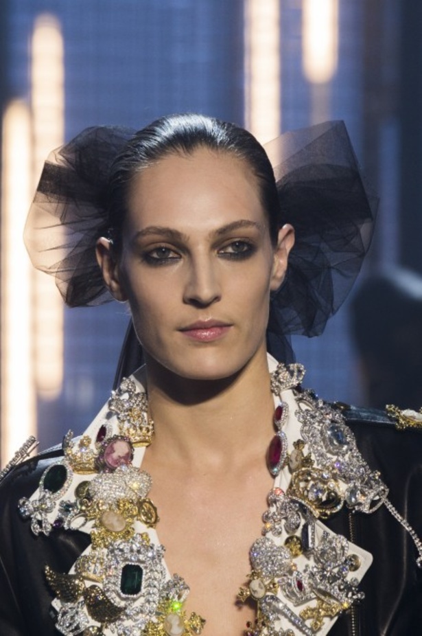 مجموعة Alexandre Vauthier للهوت كوتور لربيع وصيف 2018 