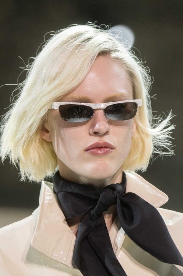 مجموعة الألبسة الراقية من ألكسندر فوتييه لربيع 2019