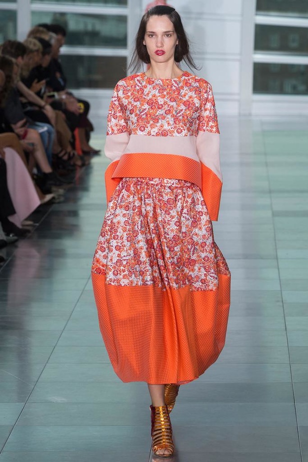 بريق السجادة الحمراء لدى Antonio Berardi في أسبوع لندن