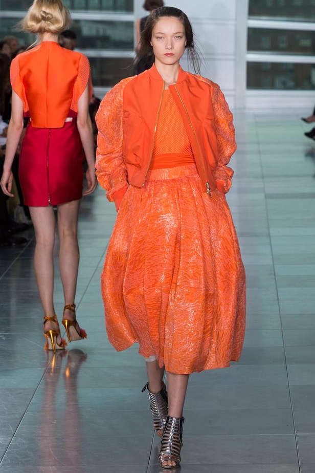 بريق السجادة الحمراء لدى Antonio Berardi في أسبوع لندن