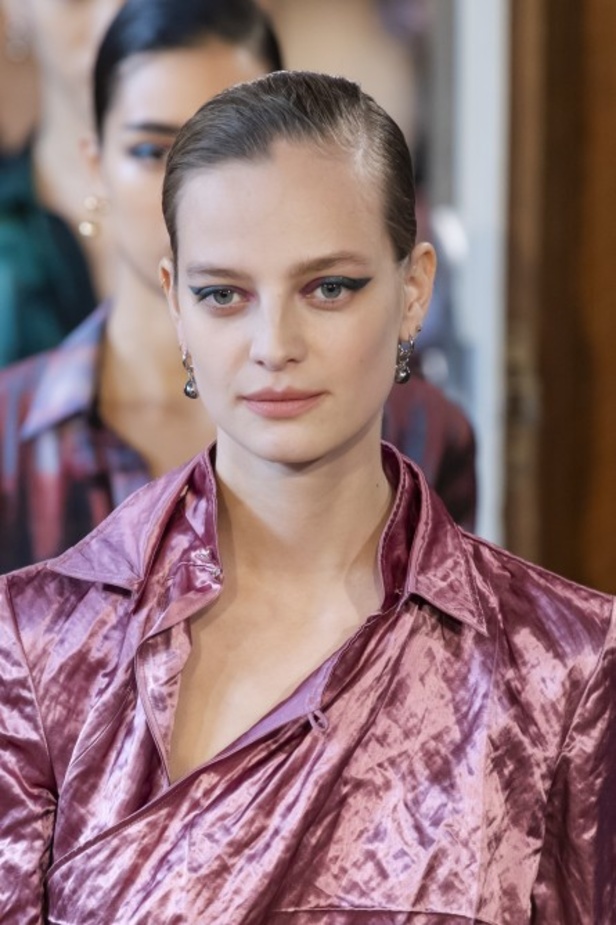 عرض أزياء Altuzarra خلال اسبوع الموضة في باريس لخريف وشتاء 2020-2021