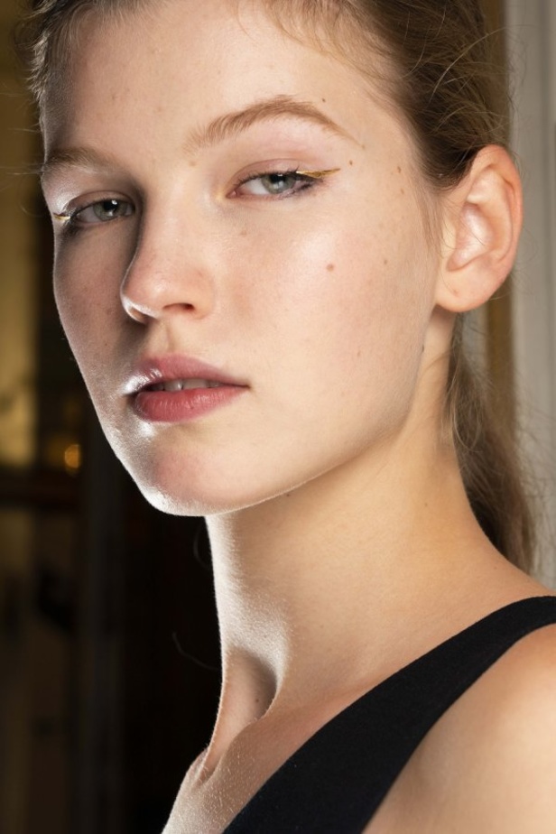 اسبوع الموضة في باريس 2019 مجموعة altuzarra للملابس الجاهزة لربيع وصيف 2020