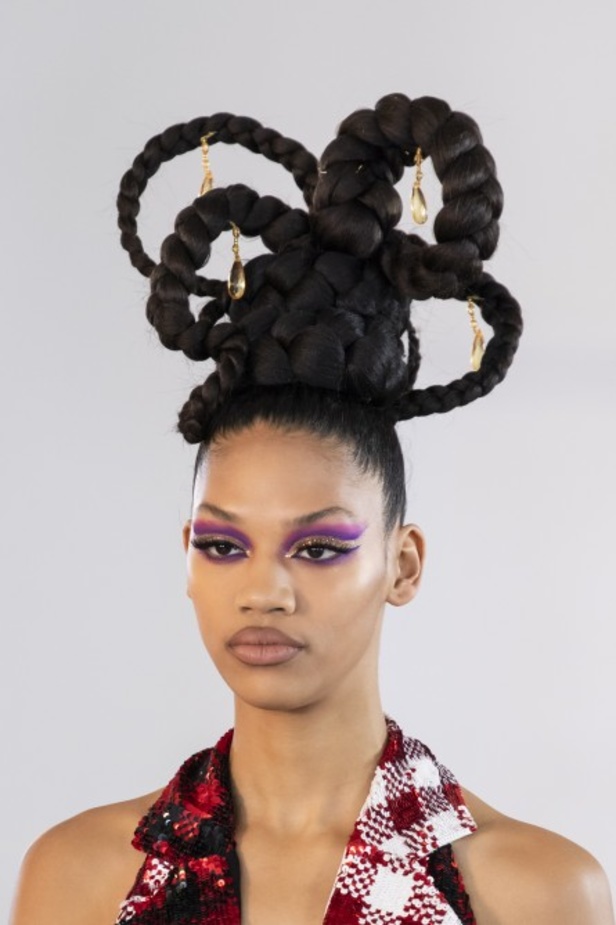 ازياء ASHISH الجاهزة من اسبوع الموضة في لندن لخريف وشتاء2020-2021