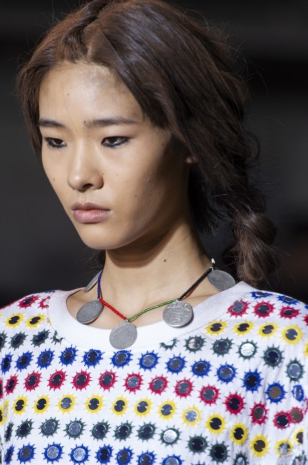 اسبوع الموضة في لندن 2019 مجموعة ASHISH لربيع وصيف 2020