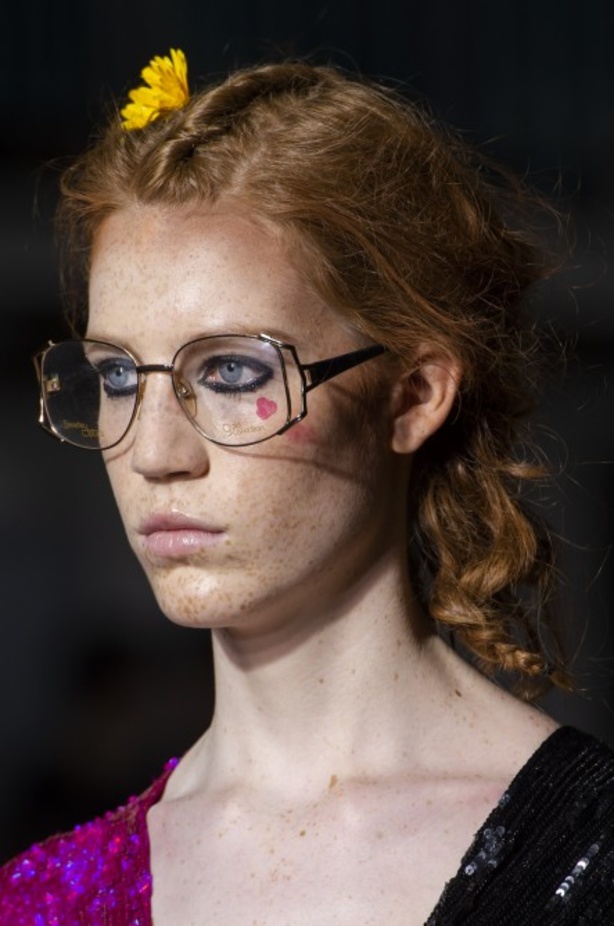 اسبوع الموضة في لندن 2019 مجموعة ASHISH لربيع وصيف 2020